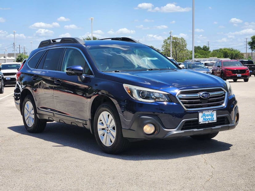 2018 Subaru Outback - Image 2