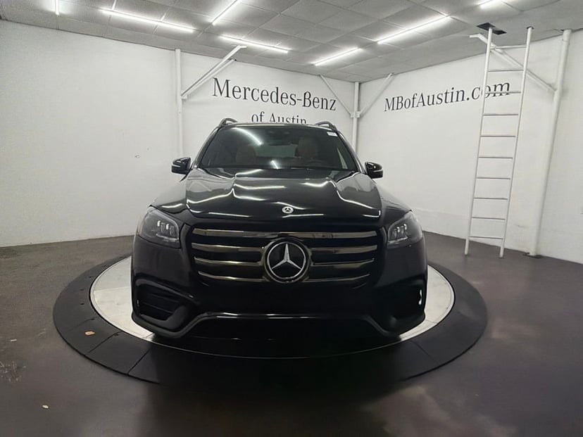 2026 Mercedes-Benz GLS - Image 1