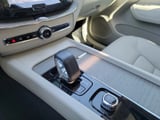 2023 Volvo XC60 - Preview 12