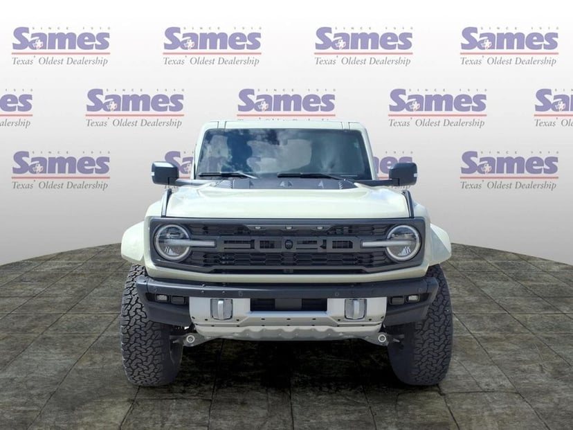 2026 Ford Bronco - Image 3