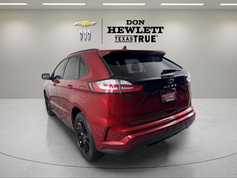2024 Ford Edge - Image 3