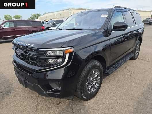 2025 Ford Expedition - Image 2
