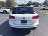 2017 Volkswagen Touareg - Preview 4