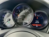 2026 Porsche Macan - Preview 12