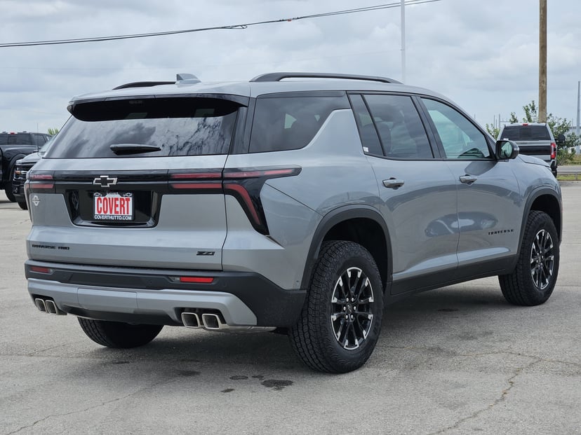 2026 Chevrolet Traverse - Image 3