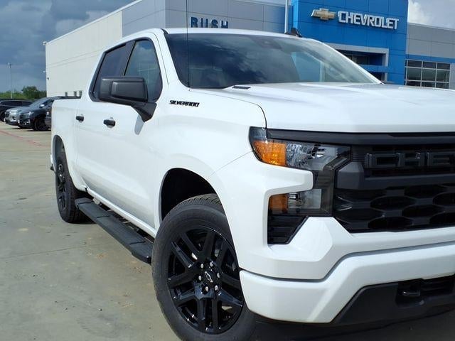 2026 Chevrolet Silverado 1500 - Image 2