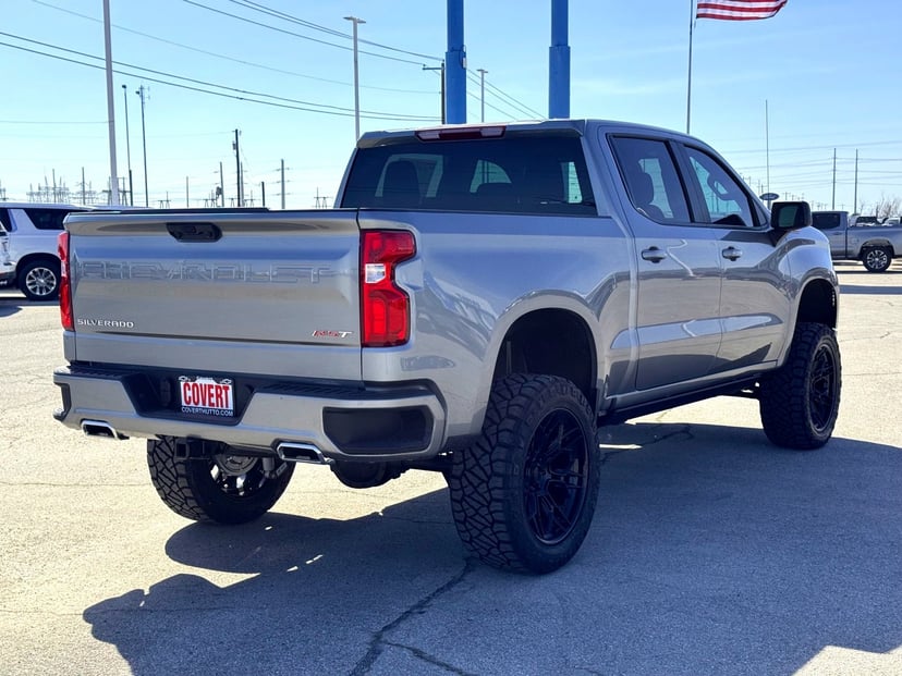 2026 Chevrolet Silverado 1500 - Image 3