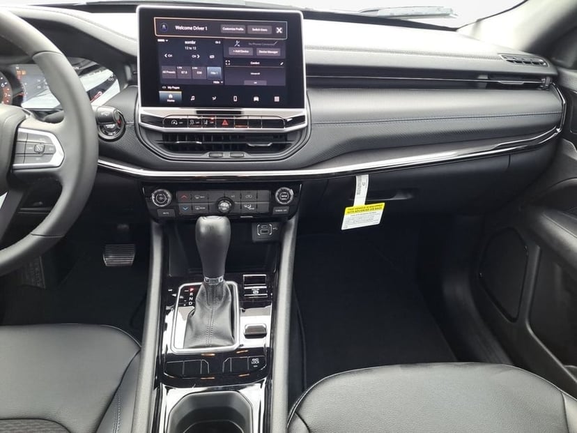 2026 Jeep Compass - Image 2