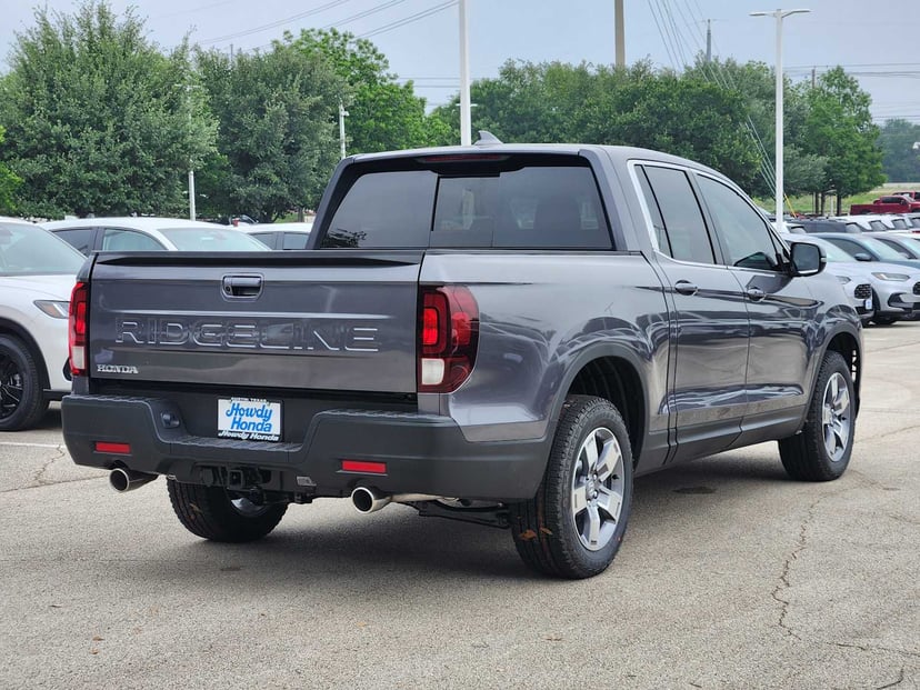 2026 Honda Ridgeline - Image 3