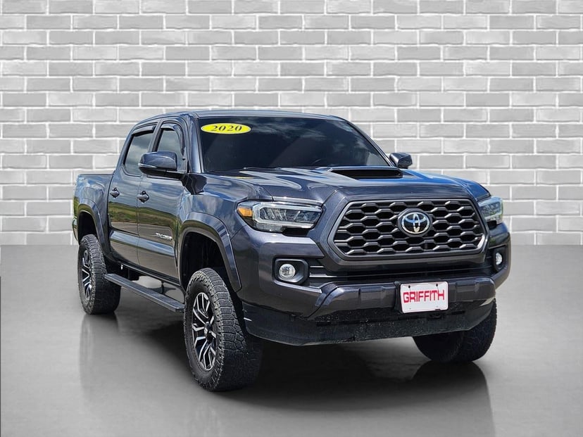 2020 Toyota Tacoma - Image 2