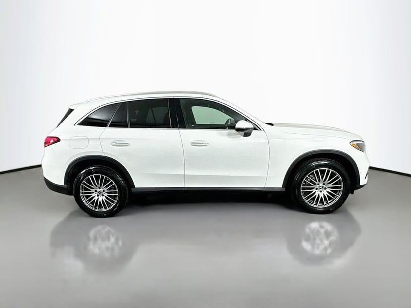 2025 Mercedes-Benz GLC - Image 1