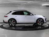 2026 Porsche Macan - Preview 8