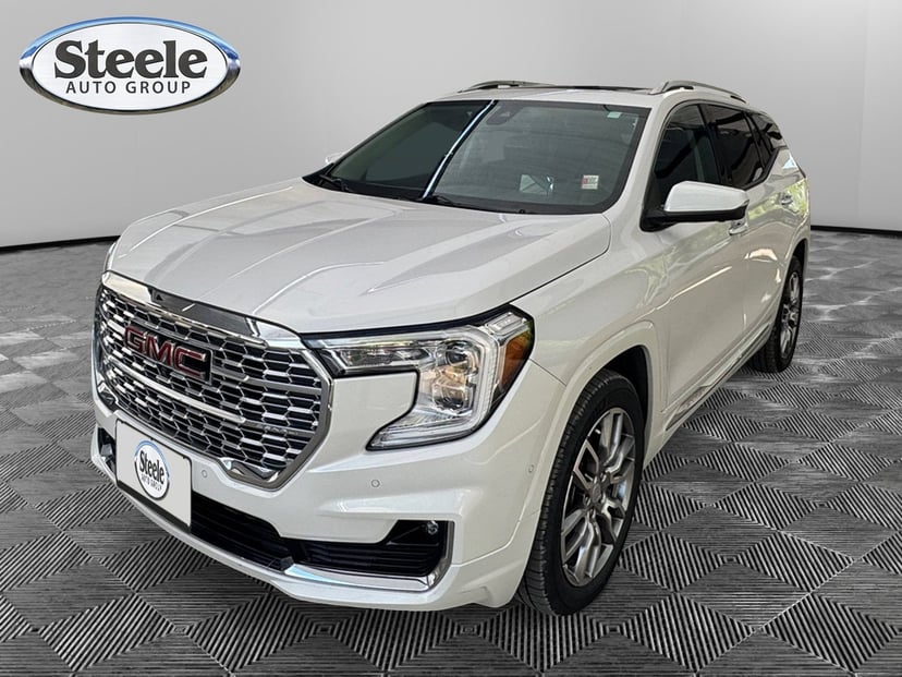 2023 GMC Terrain - Image 1