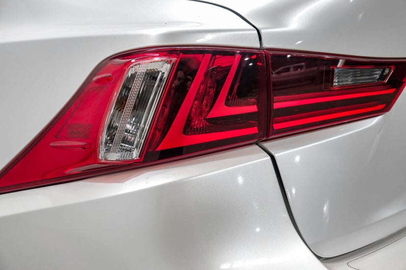 2016 Lexus IS 200t - Image 3