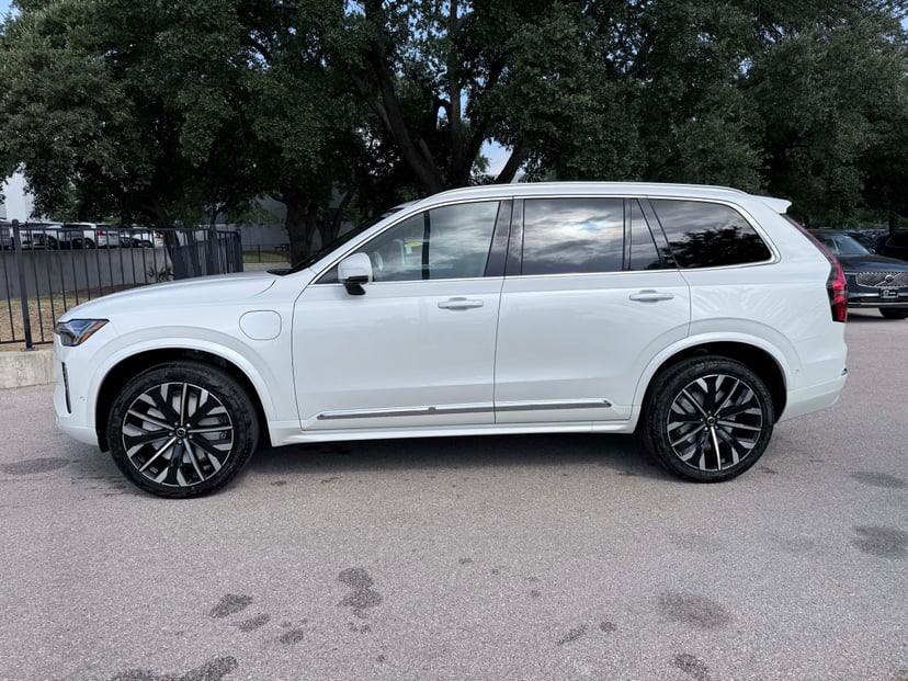 2026 Volvo XC90 - Image 3