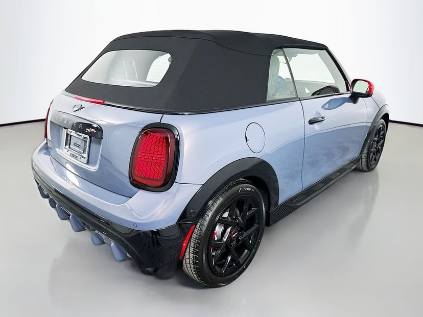 2026 MINI Convertible Iconic Convertible Brown - Image 2