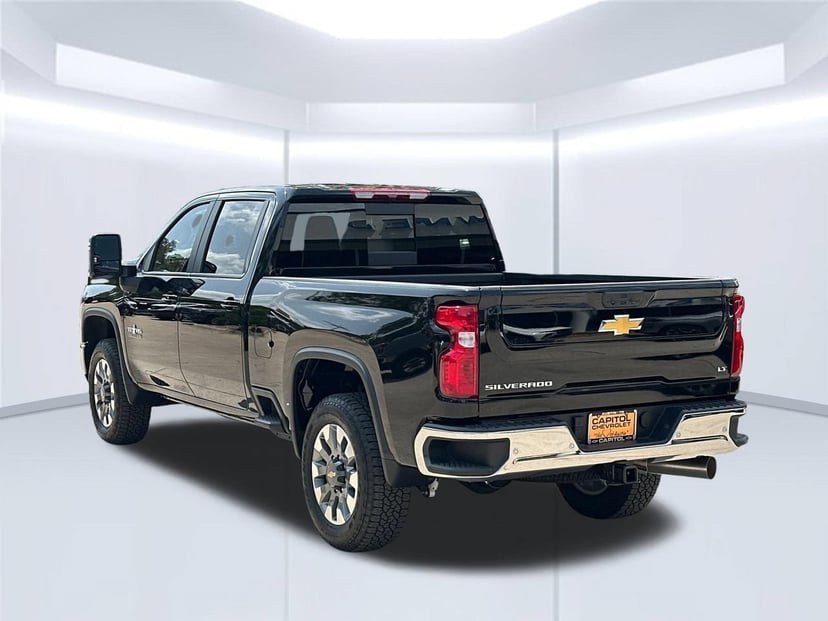 2026 Chevrolet Silverado 2500 HD - Image 2
