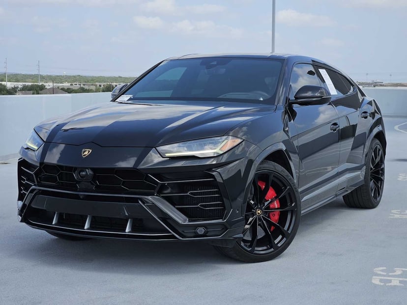 2019 Lamborghini URUS - Image 1