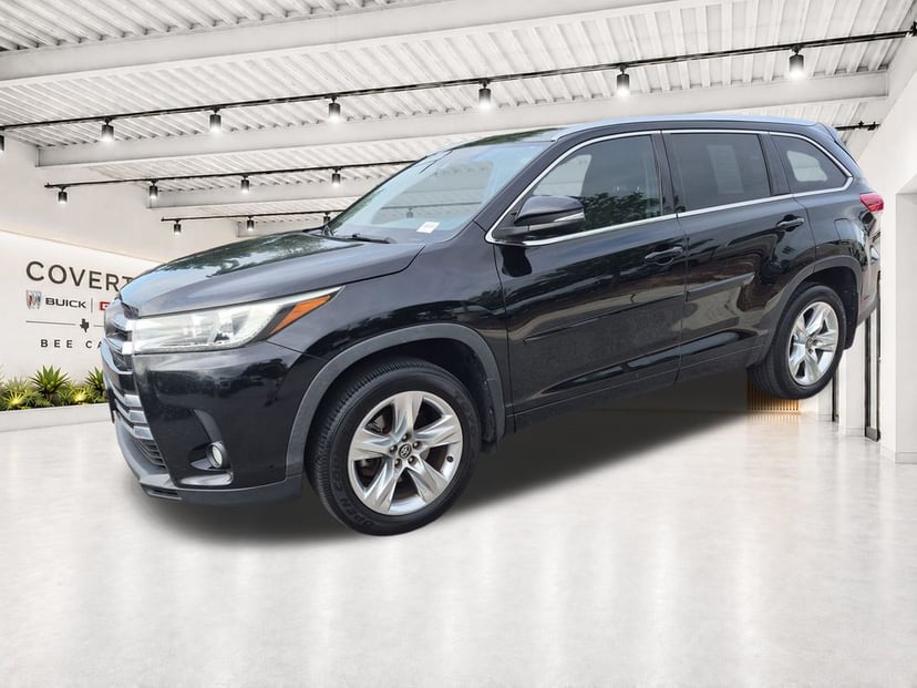 2018 Toyota Highlander - Image 2