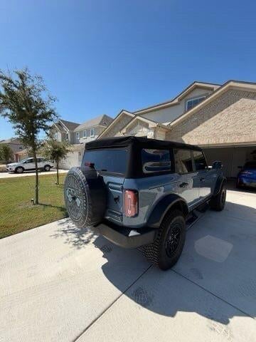 2024 Ford Bronco - Image 3