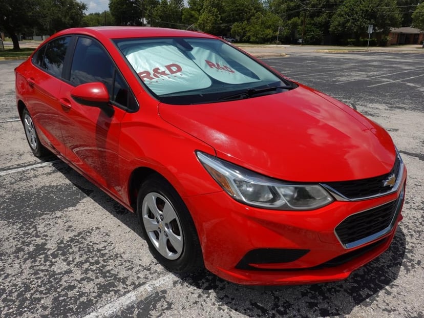 2017 Chevrolet Cruze - Image 1