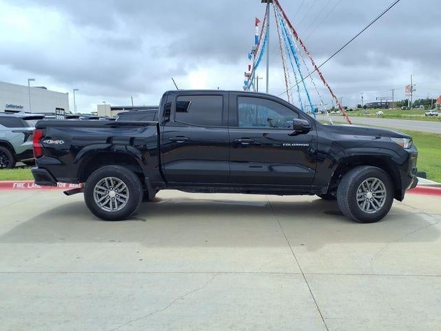 2024 Chevrolet Colorado - Image 3