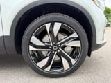 2026 Volvo XC40 - Preview 6
