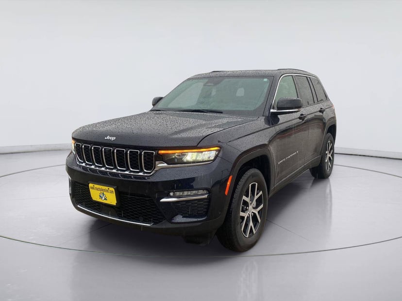 2024 Jeep Grand Cherokee - Image 1