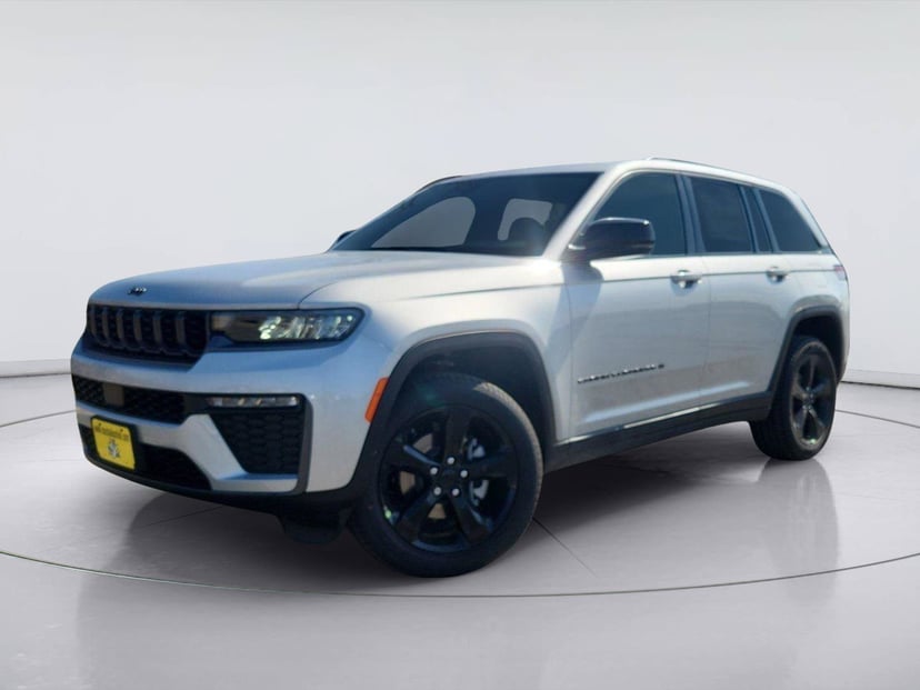 2026 Jeep Grand Cherokee - Image 1