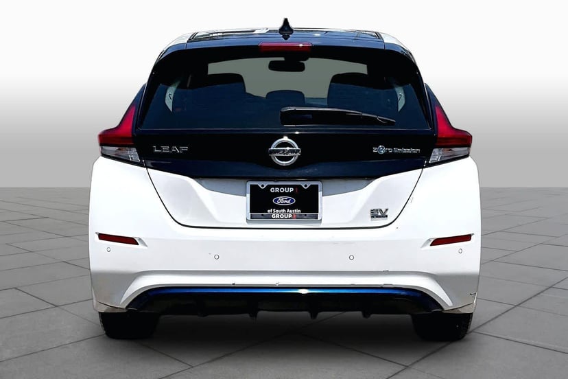 2021 Nissan leaf - Image 3