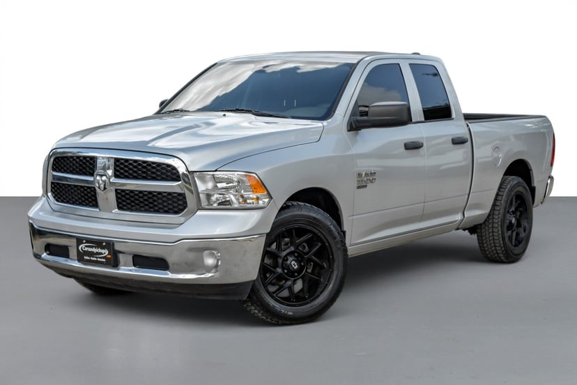 2019 Ram 1500 Classic Tradesman - Image 3