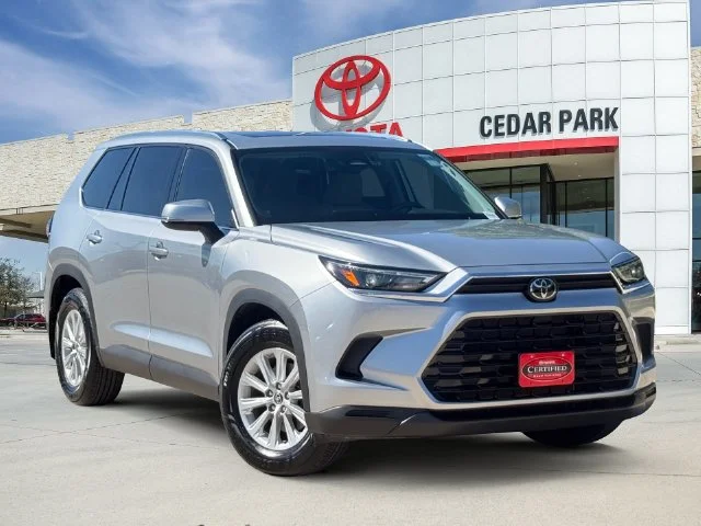 2024 Toyota Grand Highlander - Image 1