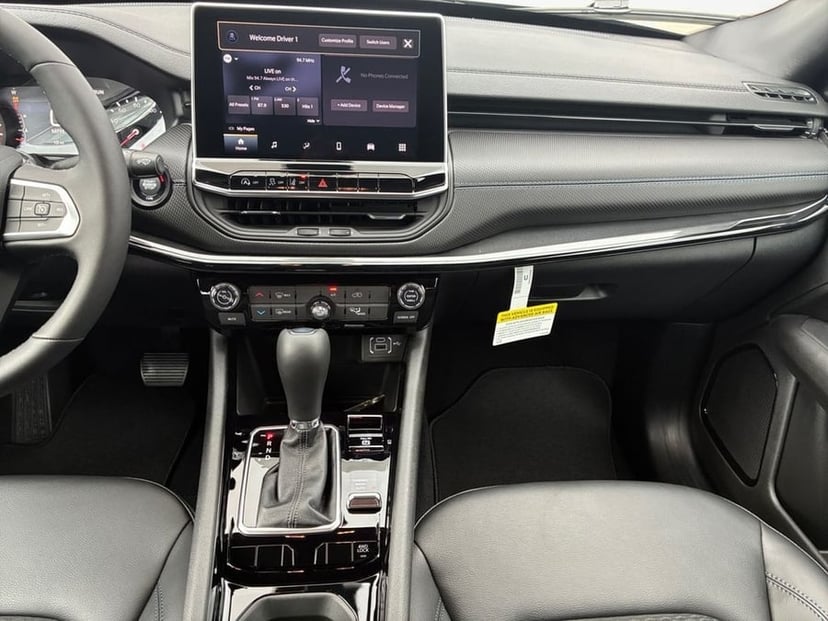 2026 Jeep Compass - Image 2