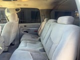 2004 Chevrolet Suburban - Preview 10