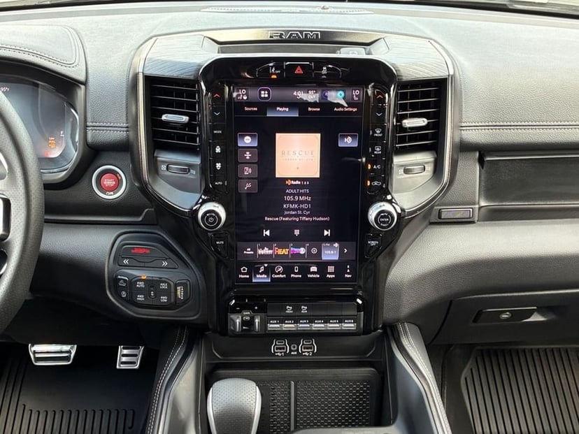 2026 Ram 1500 - Image 2