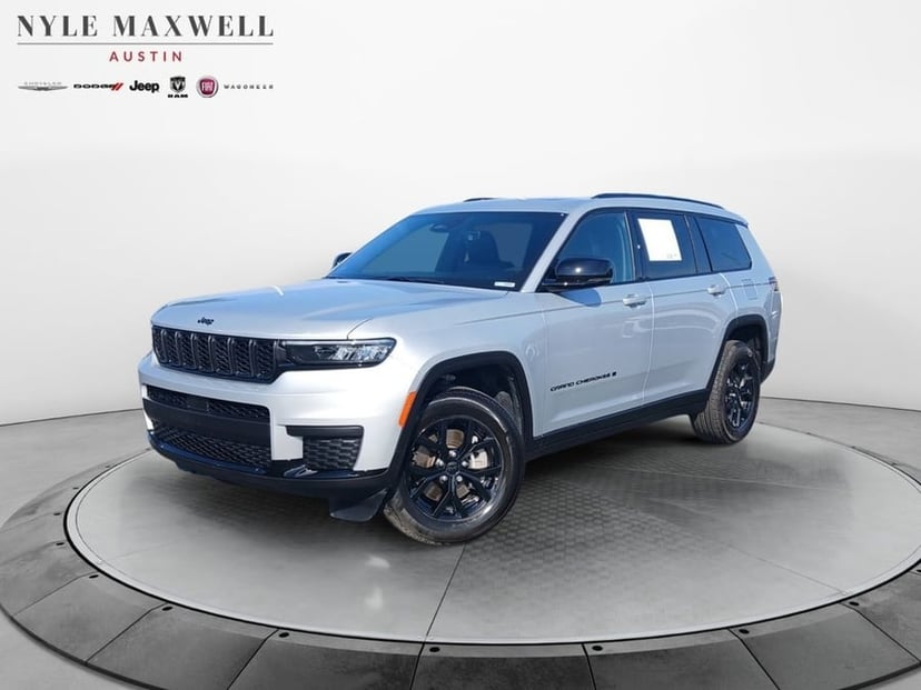 2025 Jeep Grand Cherokee L - Image 1