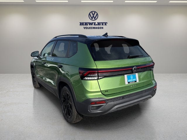 2026 Volkswagen Taos - Image 2