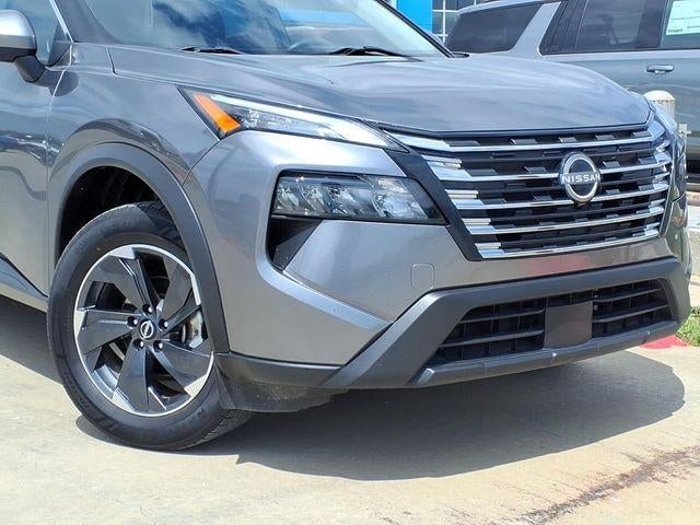 2024 Nissan Rogue - Image 2