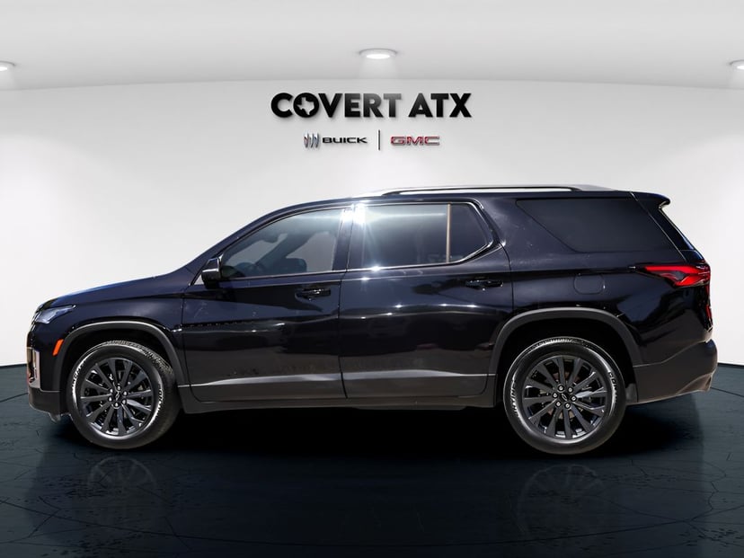 2023 Chevrolet Traverse - Image 2