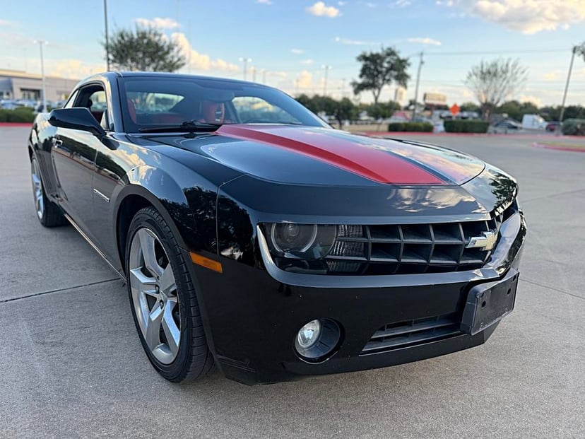 2011 Chevrolet Camaro - Image 1