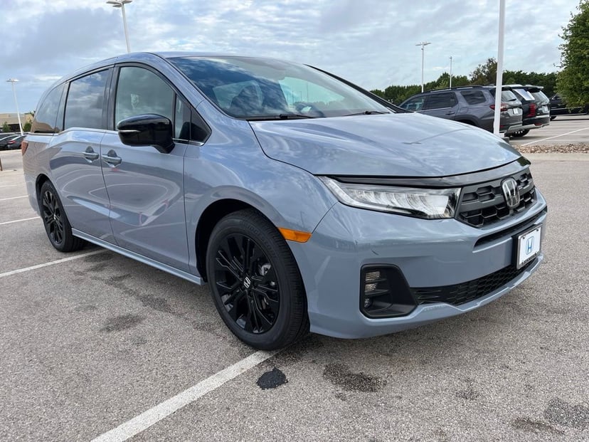 2026 Honda Odyssey - Image 1