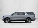 2026 Chevrolet Suburban - Preview 8