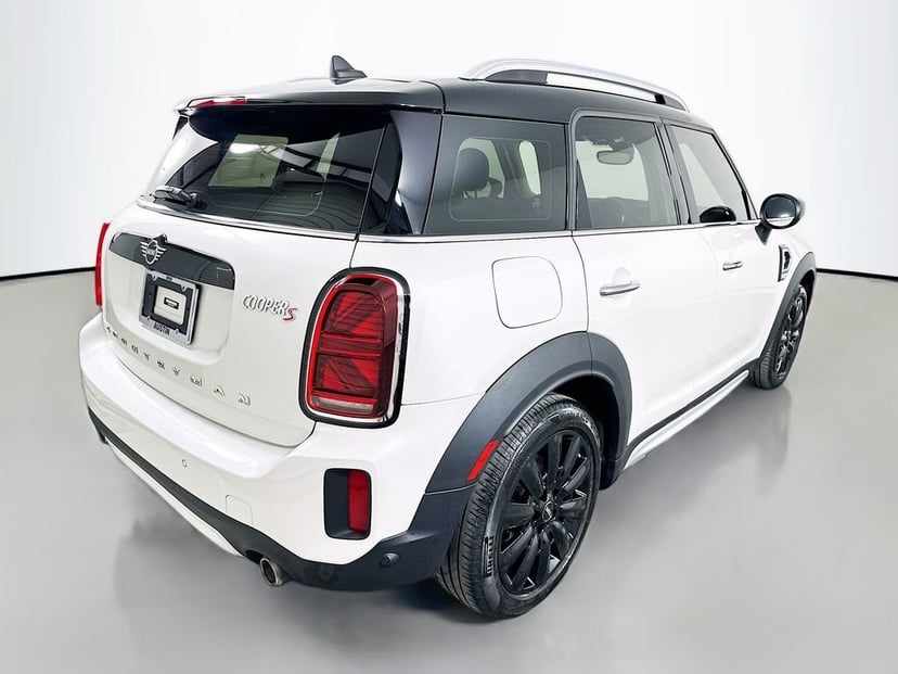 2024 MINI Countryman - Image 2