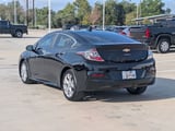 2017 Chevrolet Volt - Preview 4