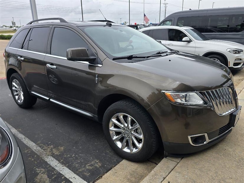2011 Lincoln MKX - Image 1
