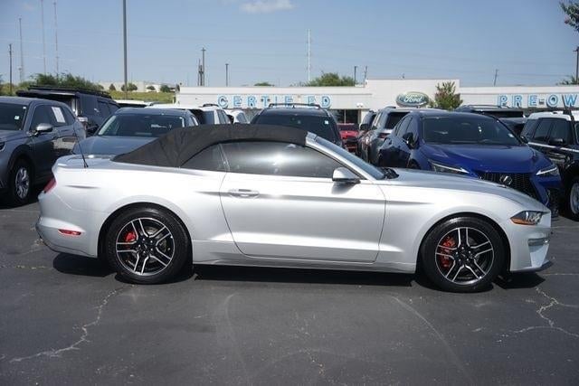2019 Ford Mustang - Image 2
