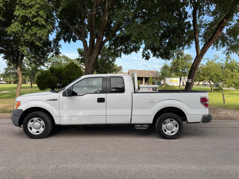 2009 Ford F-150 - Image 2