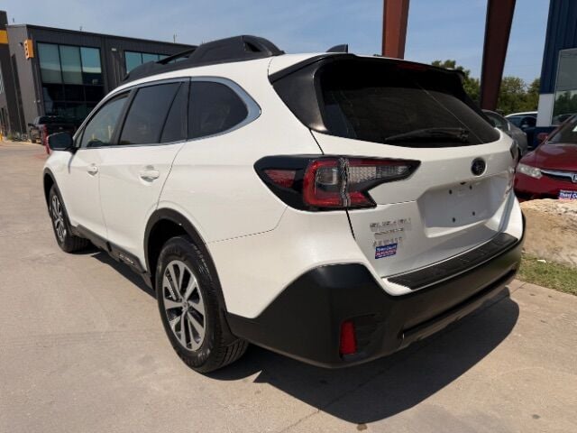 2022 Subaru Outback - Image 2