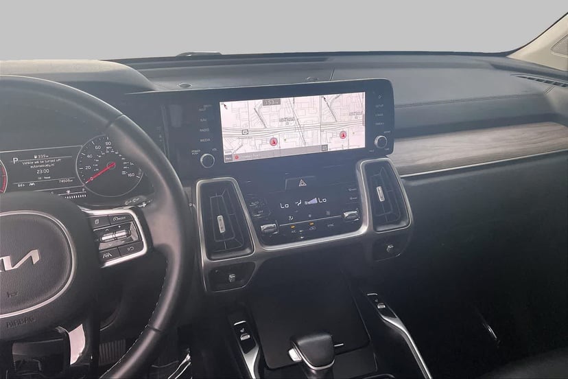 2022 Kia Sorento - Image 2