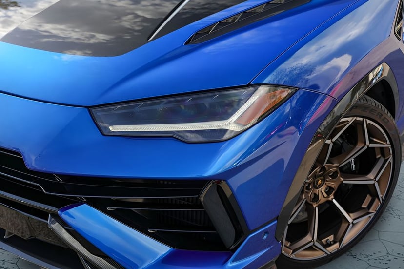 2024 Lamborghini URUS - Image 3